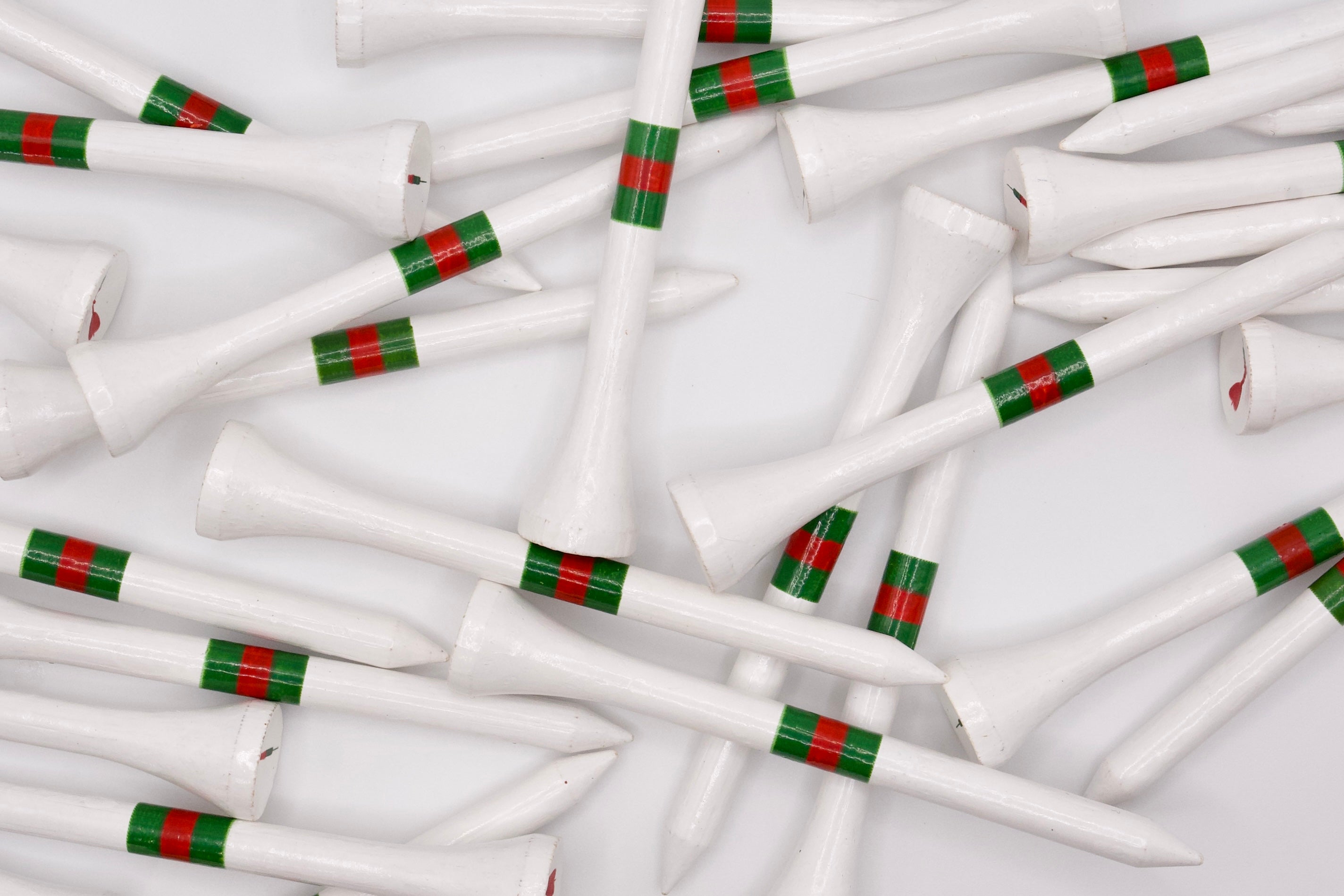 "Darts" Golf Tees